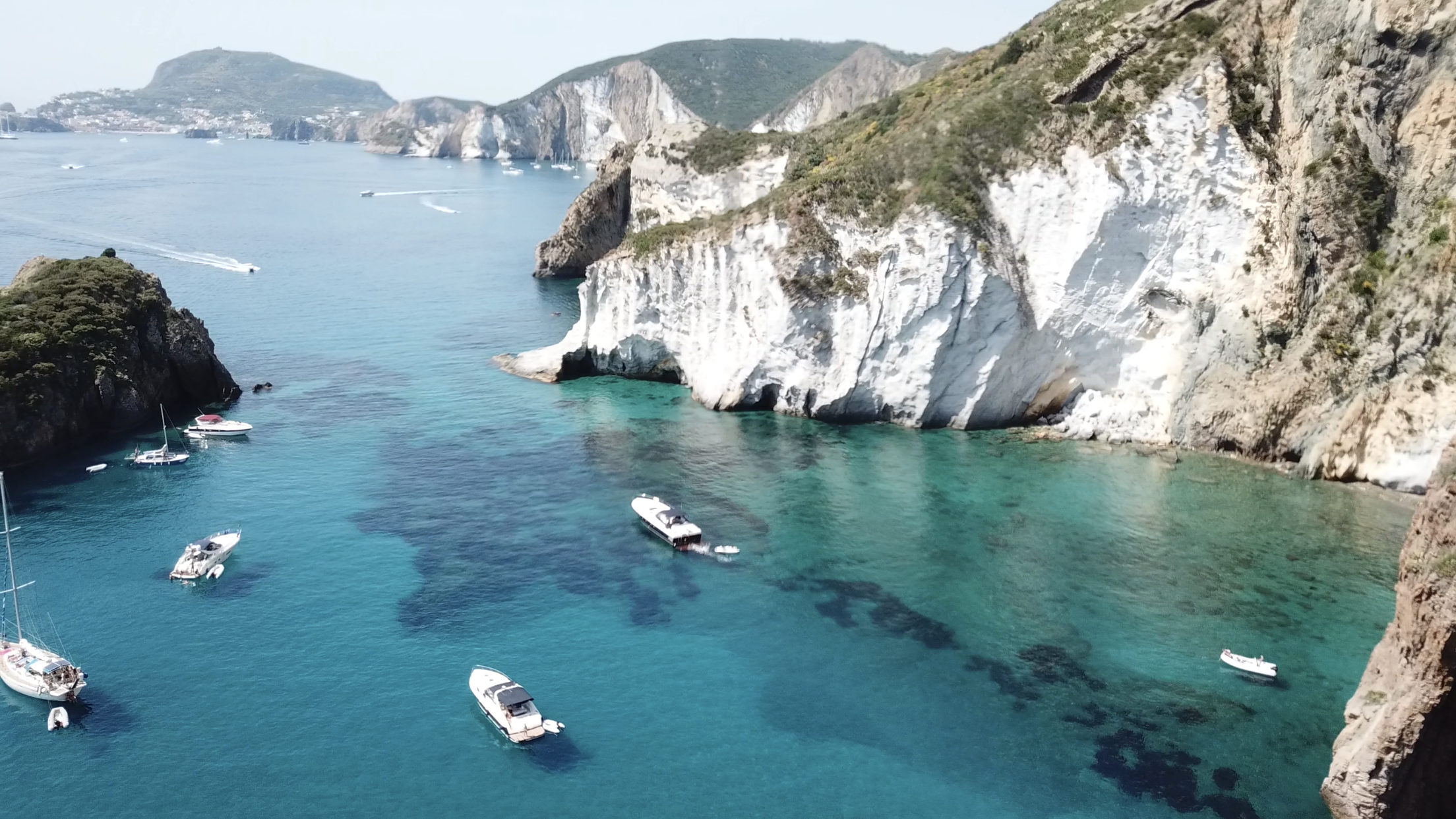 596B9AE3-722E-4FC2-8F5A-DDB19EF7510D